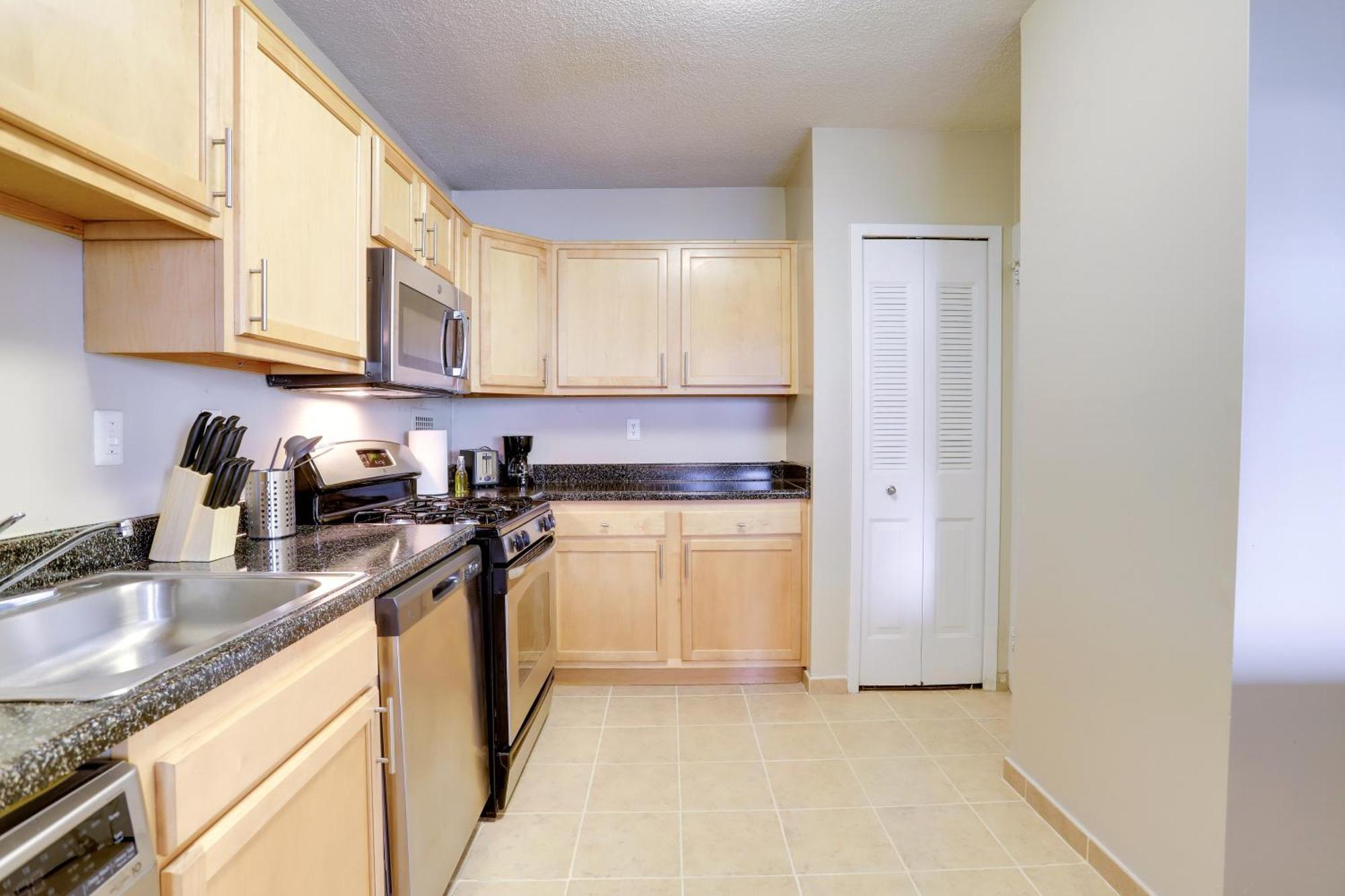 Top Amenities! 2Br Apartment In Crystal City Arlington Exterior foto